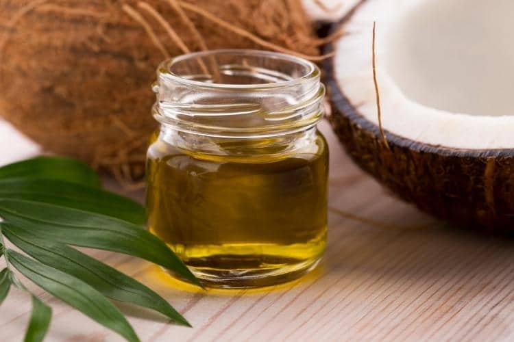 benefícios do óleo de coco