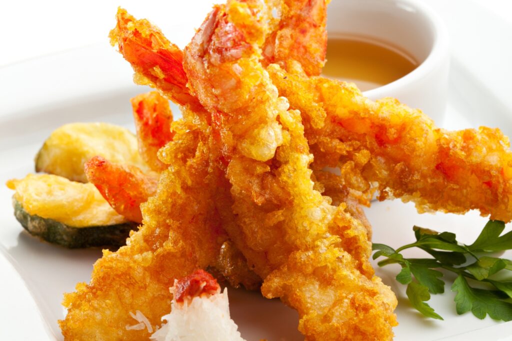 tempura Descubra os 10 pratos fritos mais amados ao redor do mundo, desde a crocante batata frita até o delicado tempura, e explore as histórias e sabores que os tornam únicos.